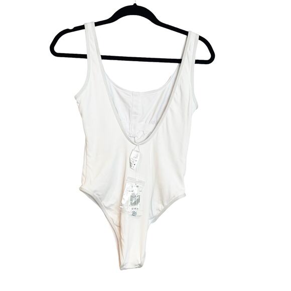 L*space Ribbed Float on One Piece Swimsuit White Size M NWT - Picture 4 of 10